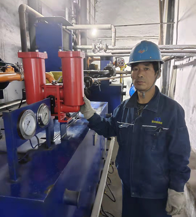 1635301745829824.png 王仲艺_副本.png